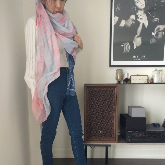 Oversize scarf - Picture 2 of 4